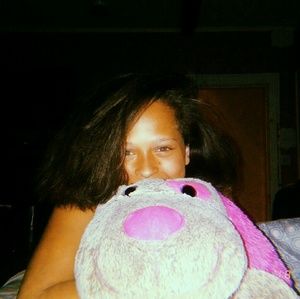 Meet your Posher, Anylah